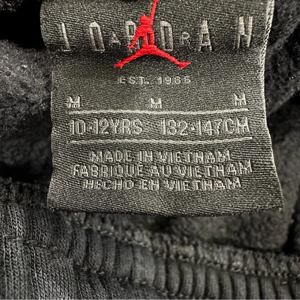 Jordan Boys Black Fleece Joggers Sweatpants - Size Medium (10-12)